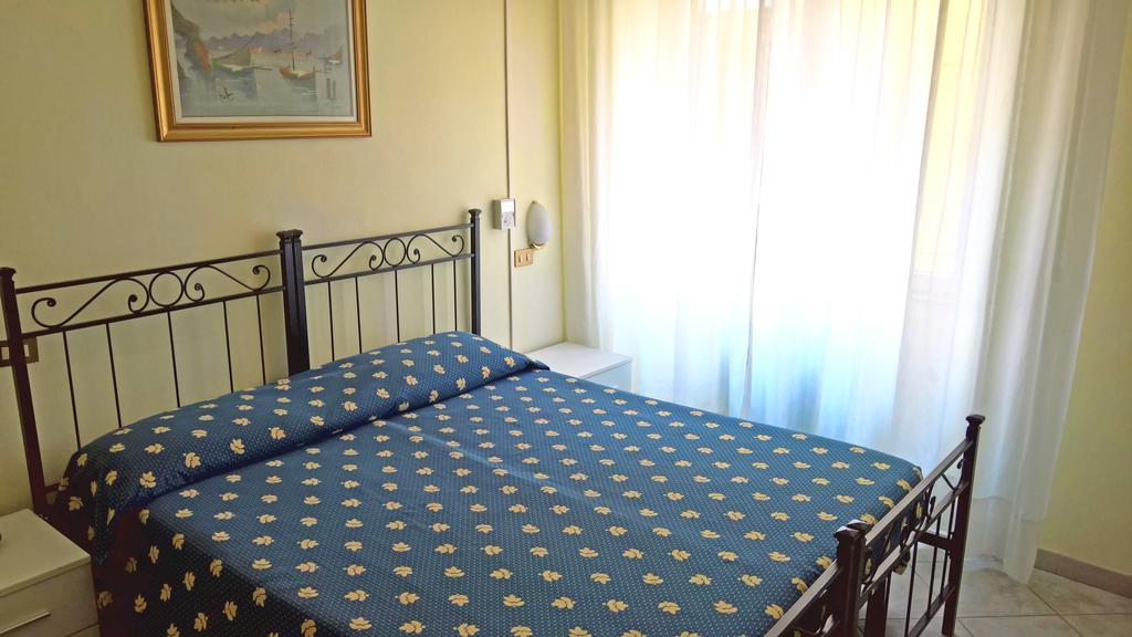 Albergo Golfo Фоллоника Экстерьер фото