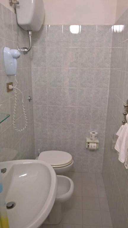 Albergo Golfo Фоллоника Экстерьер фото