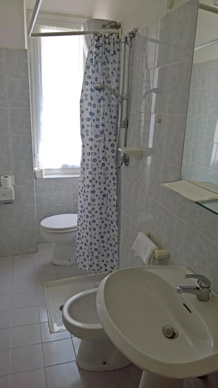 Albergo Golfo Фоллоника Экстерьер фото